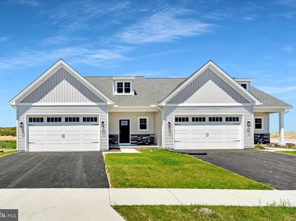 309 Ridgefield Dr, Elizabethtown, PA 17022