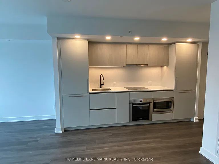 609 Sherbourne St #1401 — Photo 6