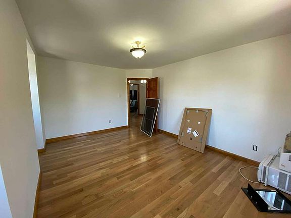 2nd image of 12027 84th Ave
