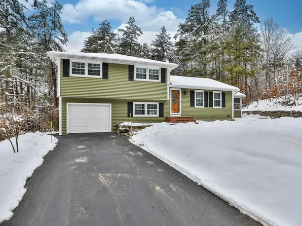 72 Hideaway Lane, Hollis, NH 03049