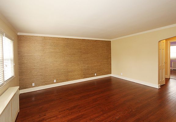 4th image of 6 Aster Dr