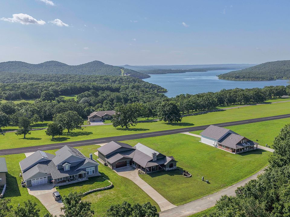 1st image of 401 Discovery Bay Drive