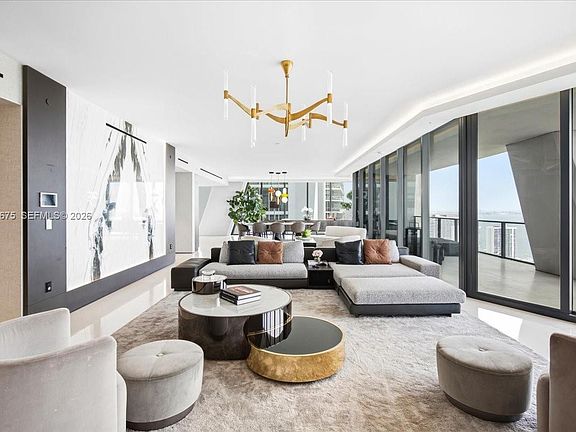5th image of 1000 Biscayne Blvd #4102