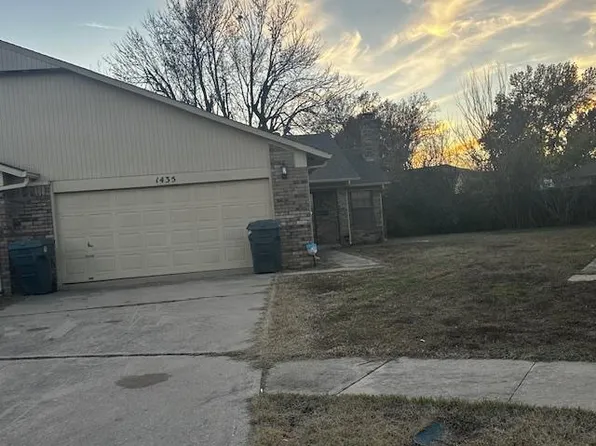 1435 Windsor Dr, Ardmore, OK 73401