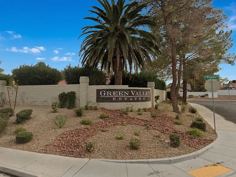 2611 Ashmoore Dr — Photo 30