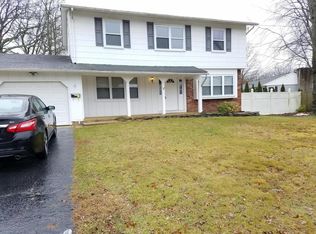 4 Hartford Rd, Jackson, NJ 08527