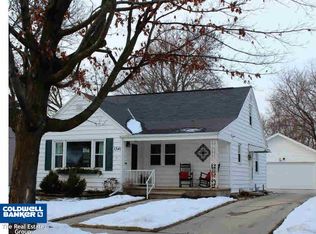 1340 W Commercial St, Appleton, WI 54914