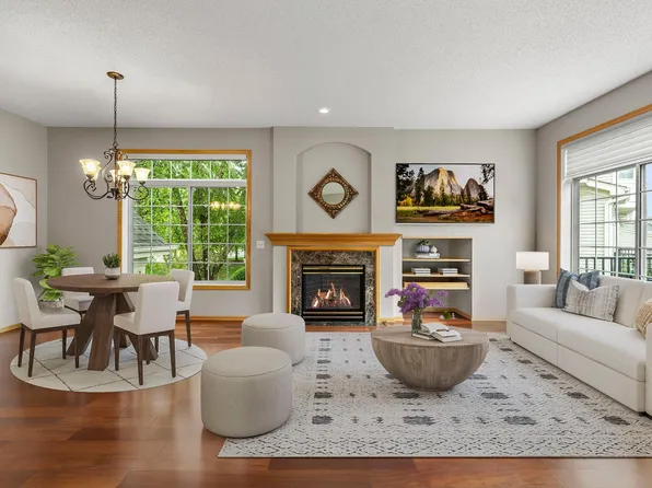 2177 Eagle Trace Ln, Woodbury, MN 55129