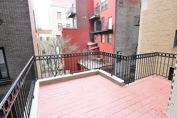 Rented by JK Dansar Corp | media 10