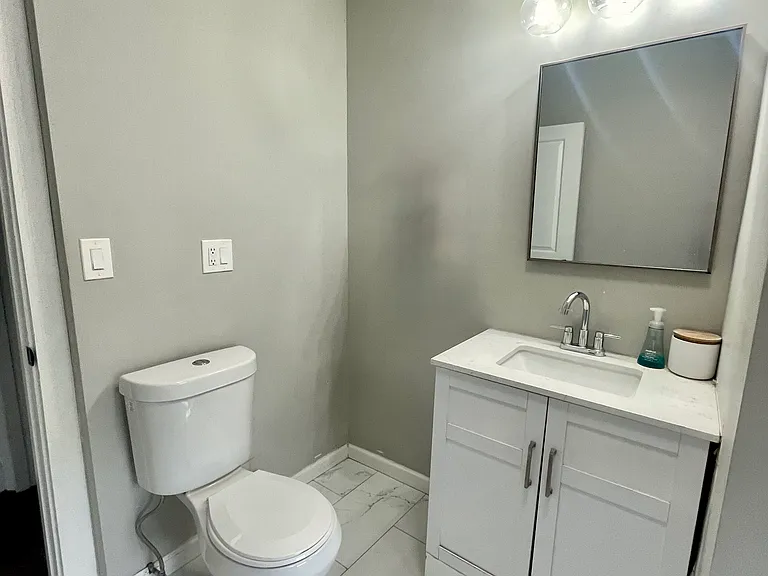 84 Munson St #2 — Photo 7