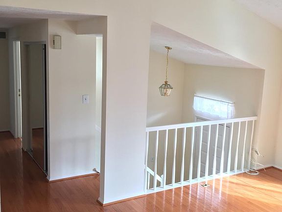 Entry Living Area