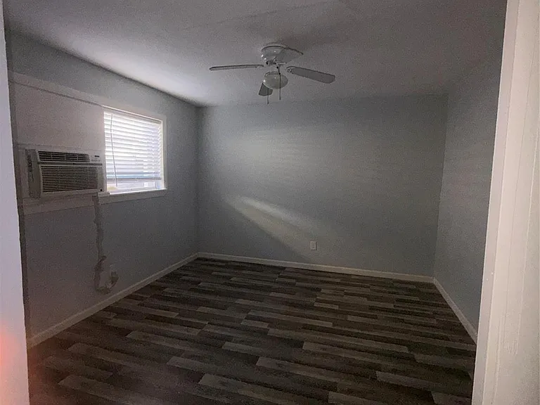 4626 Bell St #6 — Photo 6