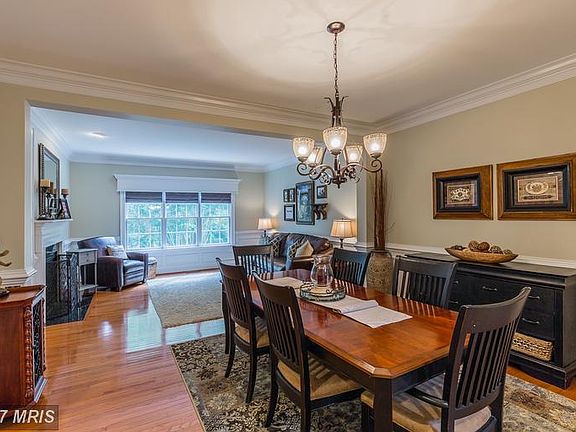 5th image of 16830 Panorama Dr