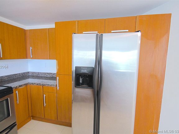 3rd image of 6362 Indian Creek Dr