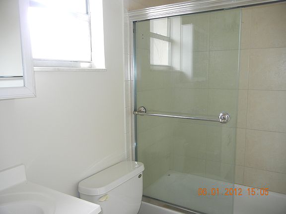 4th image of 2202 Dock St