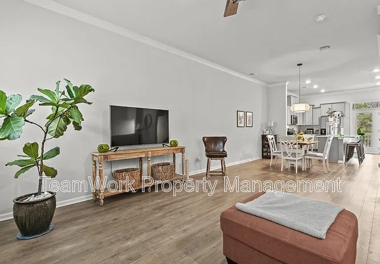 306 Spindlewood Way — Photo 5