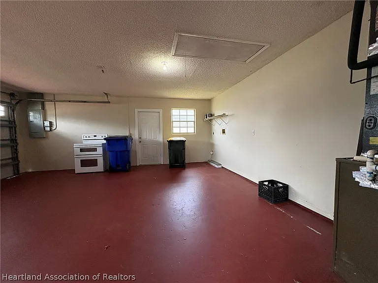3928 Mendoza Ave — Photo 30