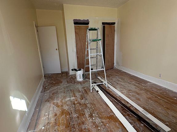 5th image of 2401 Newkirk Ave APT 4C