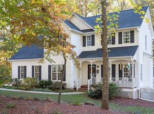 7505 Keating Dr, Oak Ridge, NC 27310