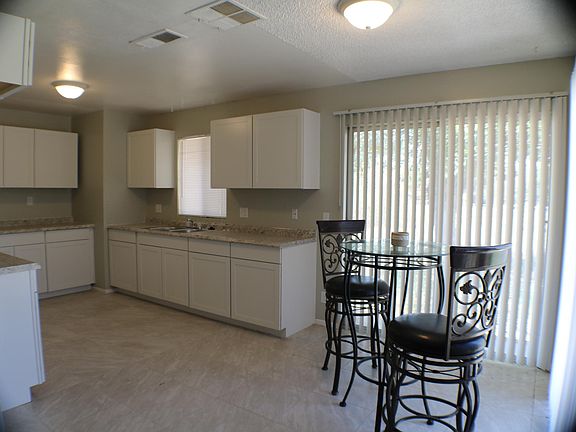 5th image of 40127 172nd St E