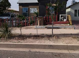 632 E 17th St, Douglas, AZ 85607