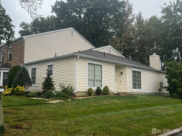 143 Archery Ct, Old Bridge, NJ 08857