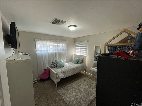 5th image of 1105 W Point Dr