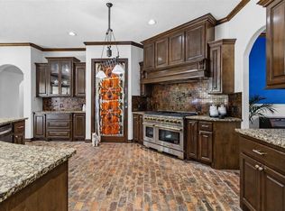 2790 Derby Ln, Madisonville, TX 77864