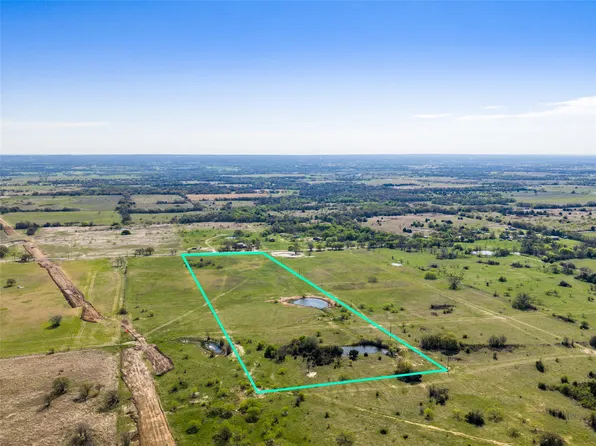 408 County Road 1475, Alvord, TX 76225