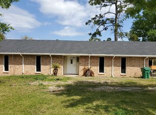 2212 Carlin Dr, Westlake, LA 70669
