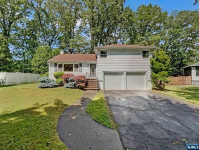 20 Ronald Ter, West Orange, NJ, 07052