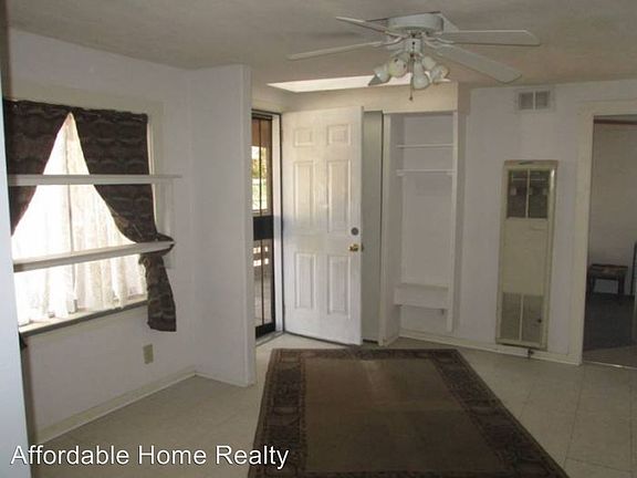 4th image of 2622 N Los Altos Ave APT 2