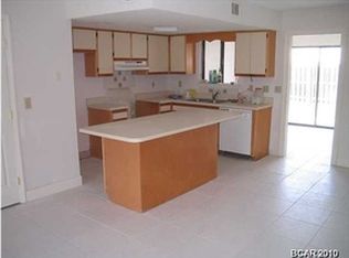 212 Robin Ln, Panama City Beach, FL 32407