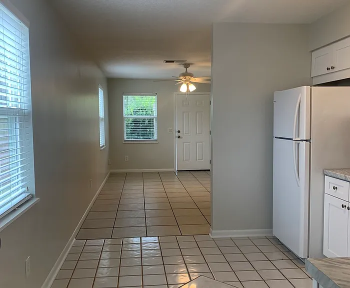 290 Floridian Ave #A — Photo 3