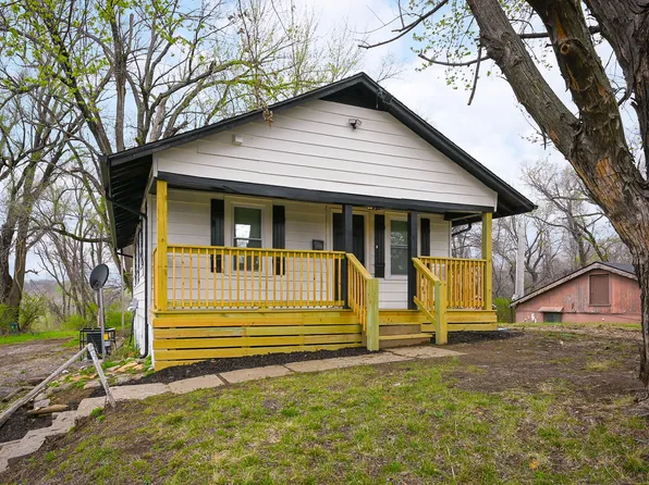 108 N Ditzler Ave, Independence, MO 64053