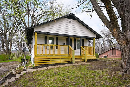 108 N Ditzler Ave Photo 1