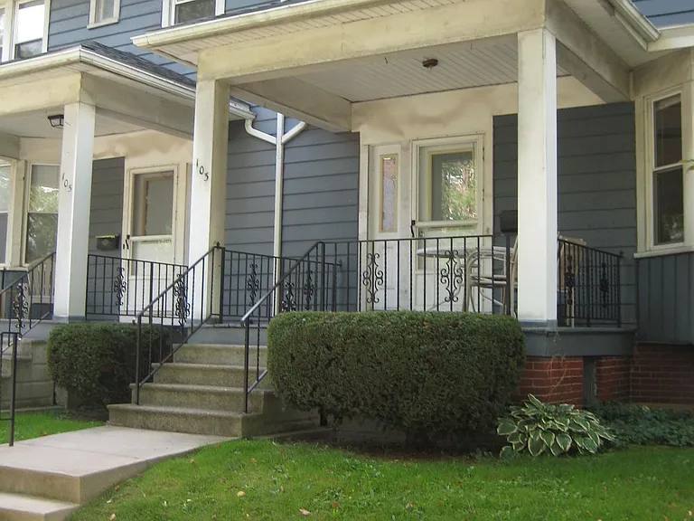 101 Harvard St — Photo 2