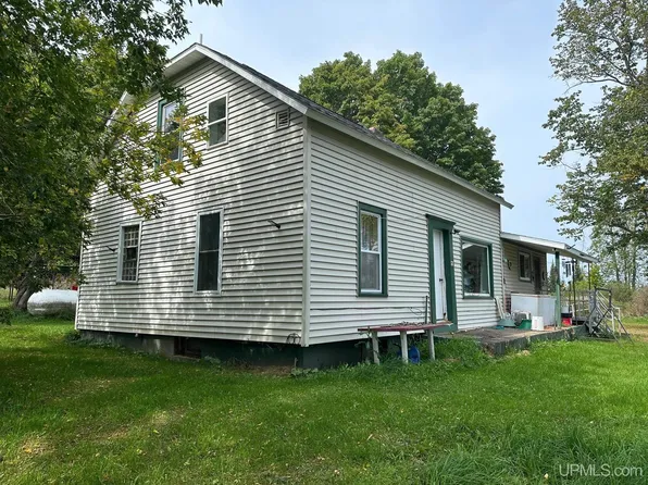 145 Carney Dam Rd, Crystal Falls, MI 49920