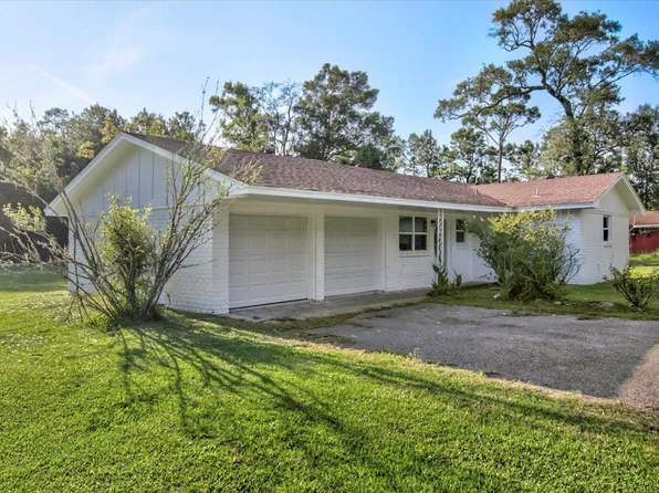 945 Scott Dr, Vidor, TX 77662