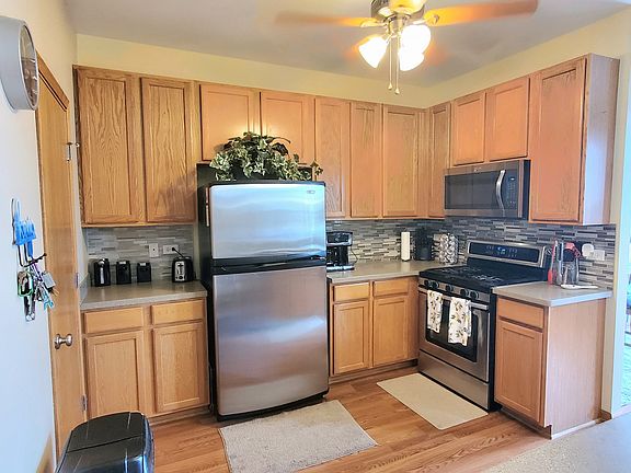 4th image of 25110 S Clare Cir #25110