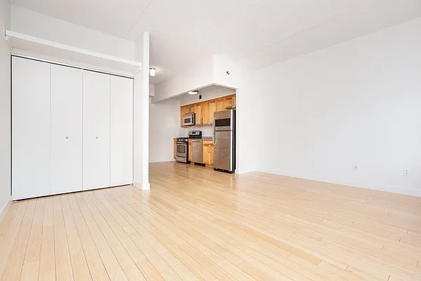 Sold by Jade Stone Real Estate Consulting | media 2