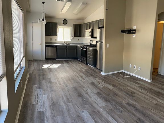 Beautiful updated kitchen