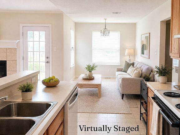 3rd image of 1709 Ryanfeld Dr