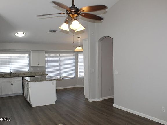 4th image of 1217 E Sea Breeze Dr
