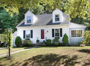 34 Oak Knoll Rd, Natick, MA 01760