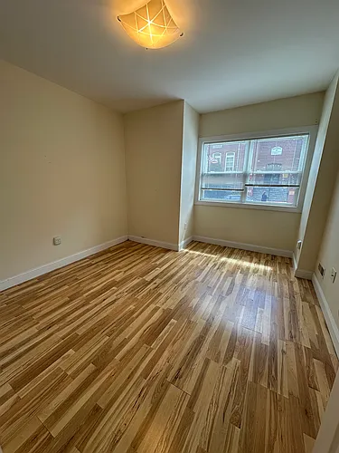 70 London St #1 Photo 1