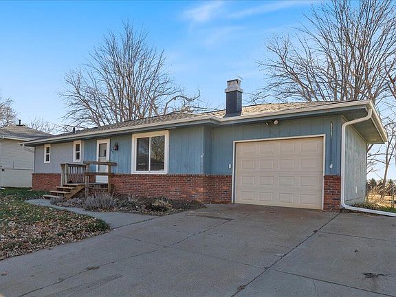 2nd image of 4661 Schroeder Dr