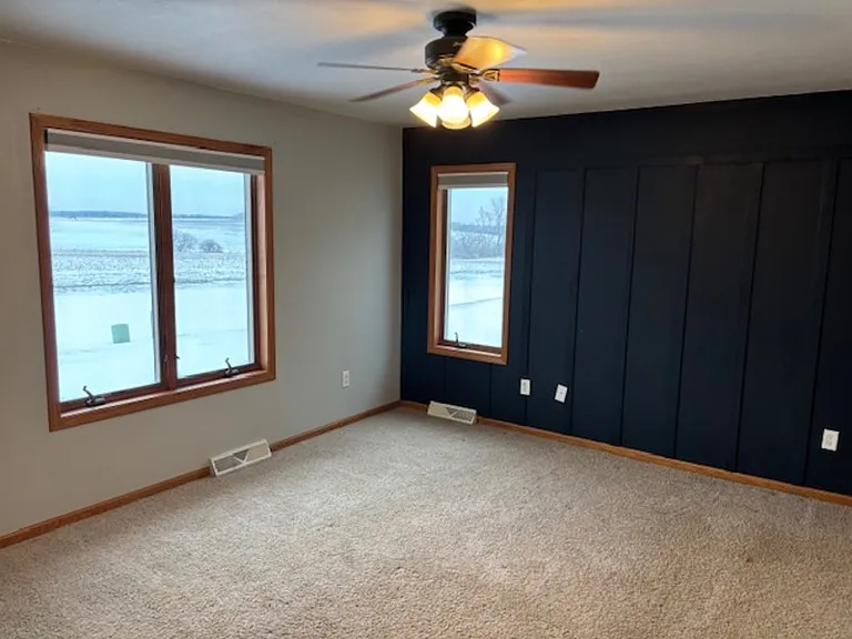 334 Autumn Ln — Photo 16