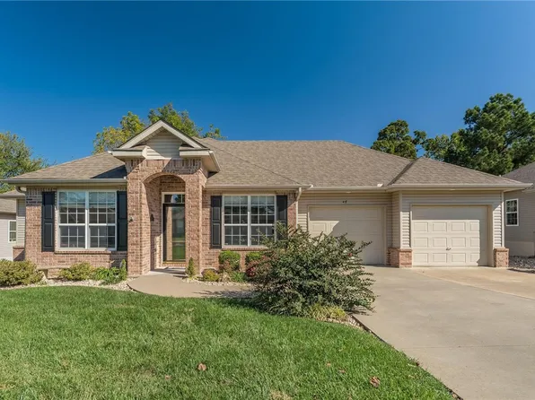 48 Highland Pkwy, Bella Vista, AR 72715