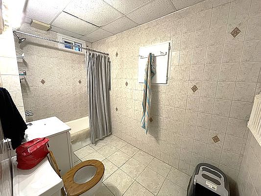 4th image of 50-22 42nd St #Bm